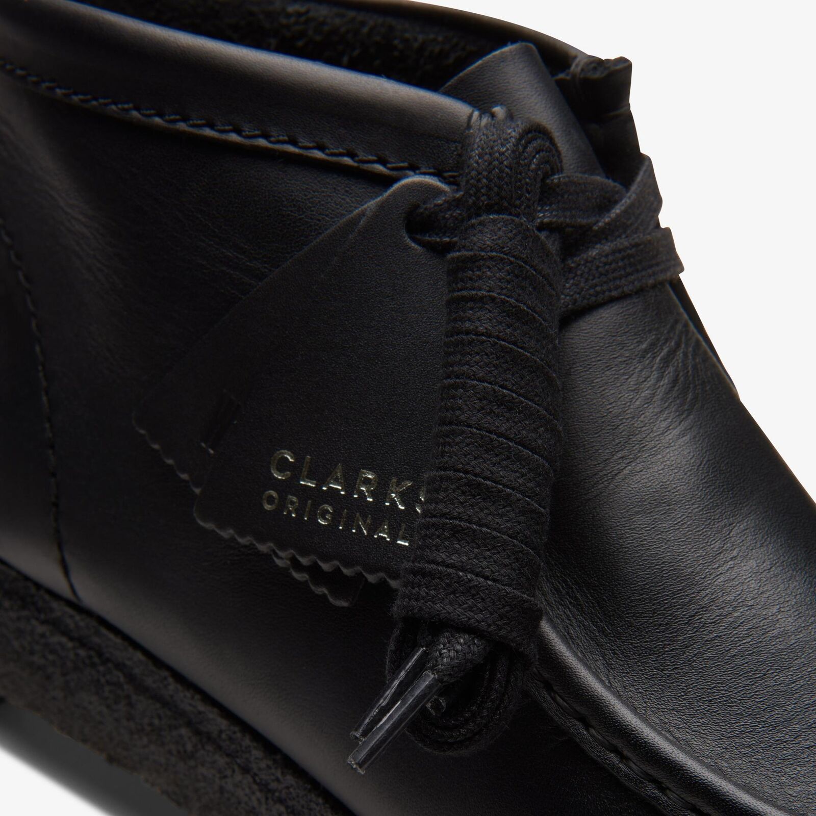 Clarks Men's Wallabee Boots 26155512  Black Leather